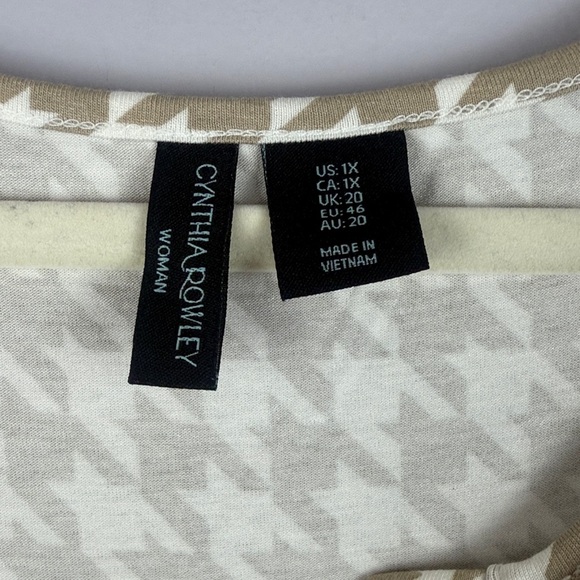 Cynthia Rowley Casual Tan & White Houndstooth Split Neck Tunic 1X Tank Top - Picture 3 of 8